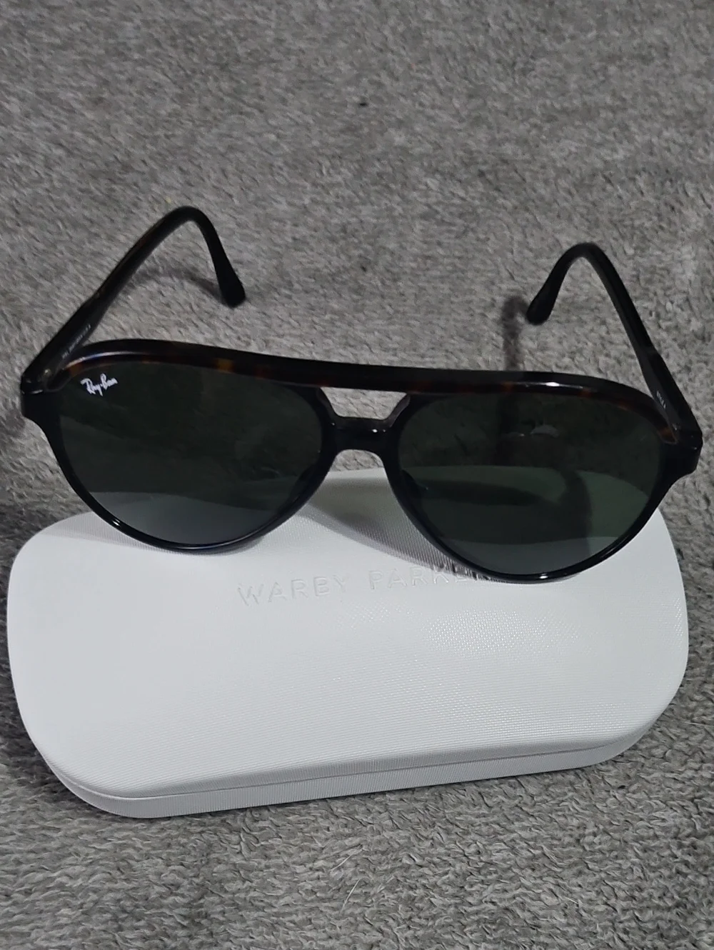 Ray-ban Mens Aviator Sunglasses PERFECT!!!